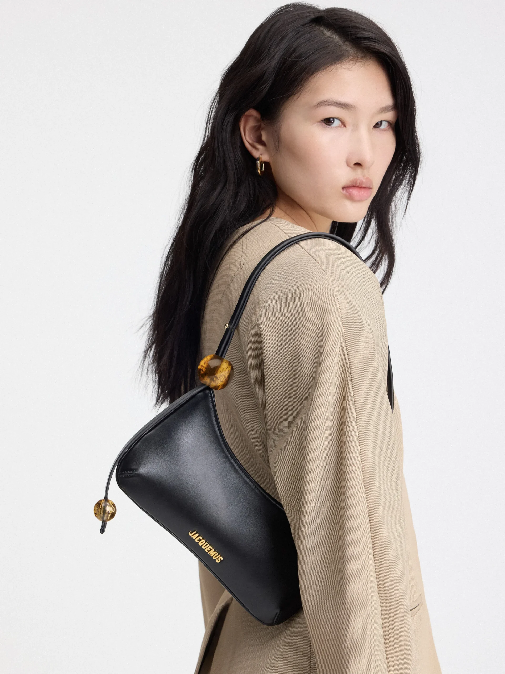 Hot Jacquemus De Bisou Perle Black