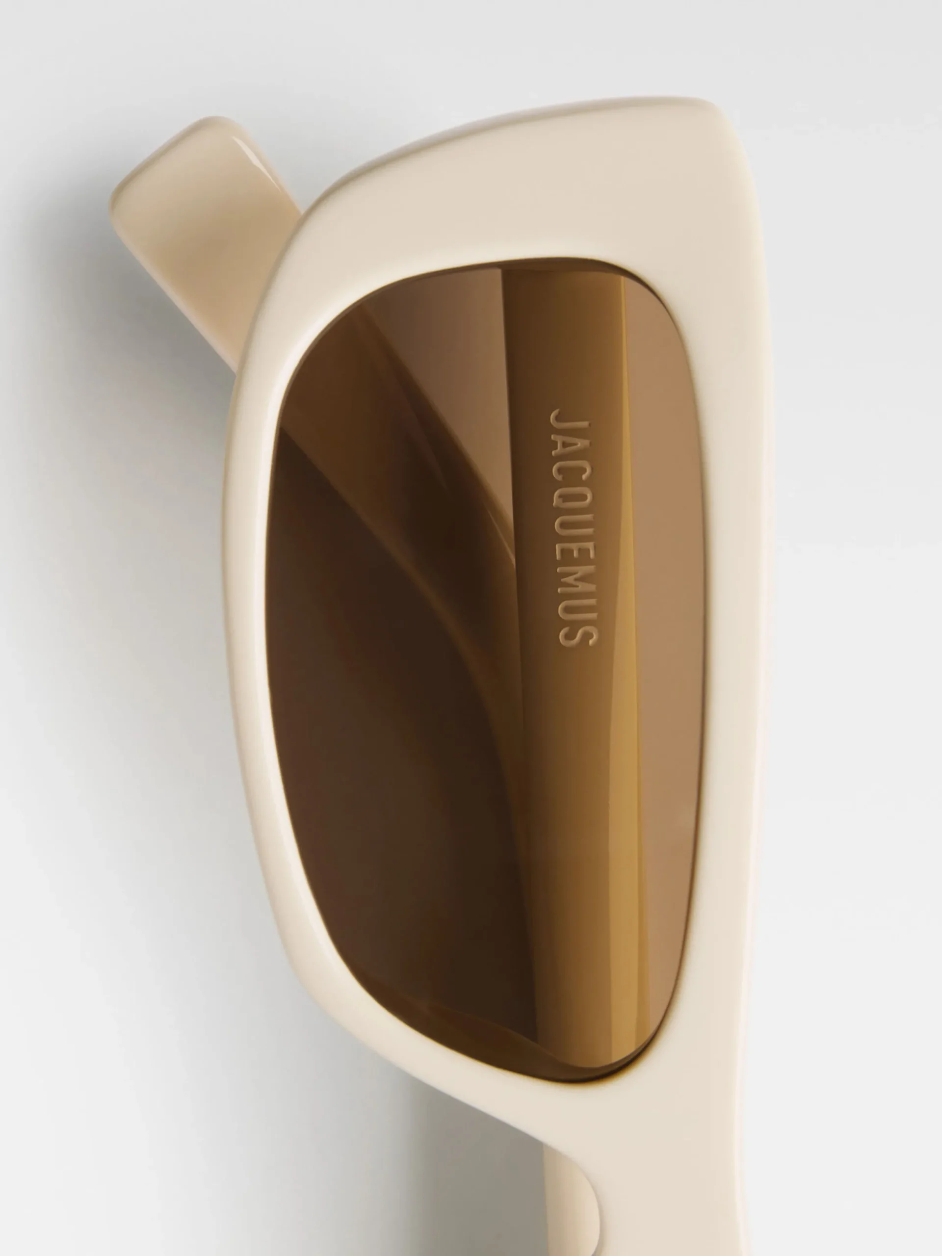 Hot Jacquemus De Capri zonnebril Beige