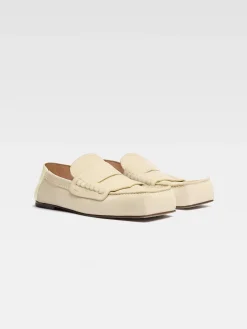 Fashion Jacquemus De Carr&eacute; instappers PaleYellow