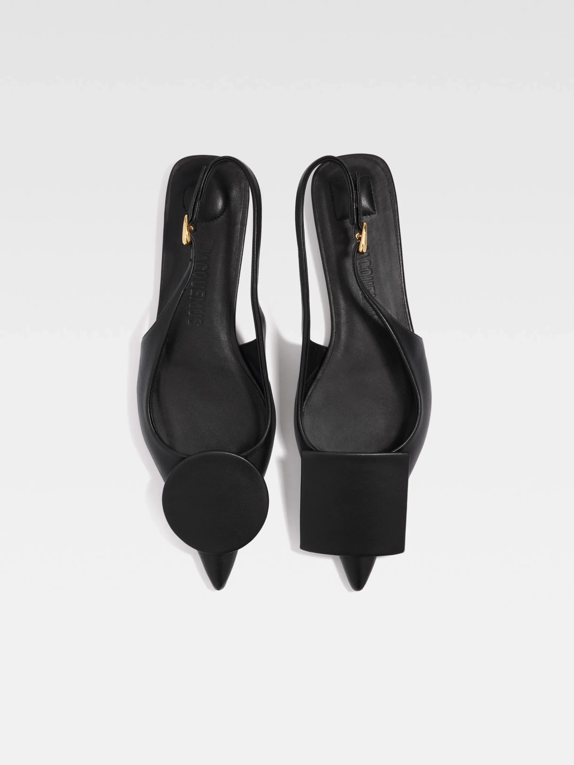 Outlet Jacquemus De Duelo platte slingbacks Black