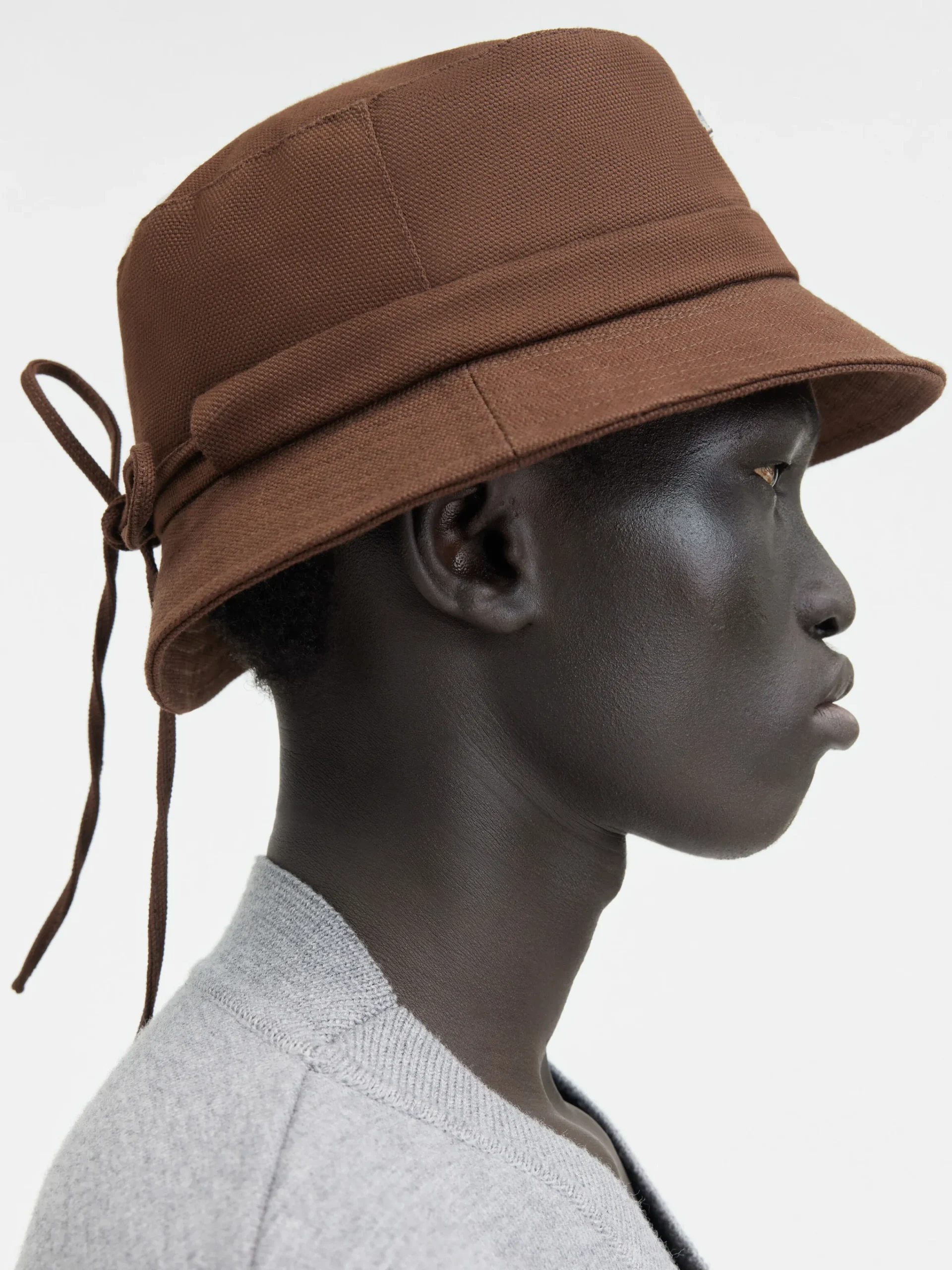 Hot Jacquemus De Gadjo emmerhoed Brown