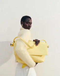 Best Jacquemus De grote Rond Carr&eacute; LightYellow