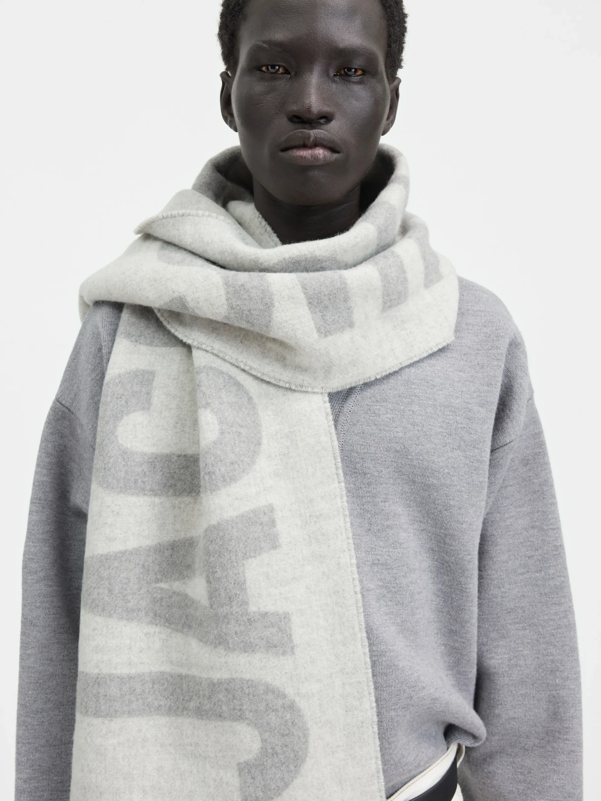 Clearance Jacquemus De sjaal Grey