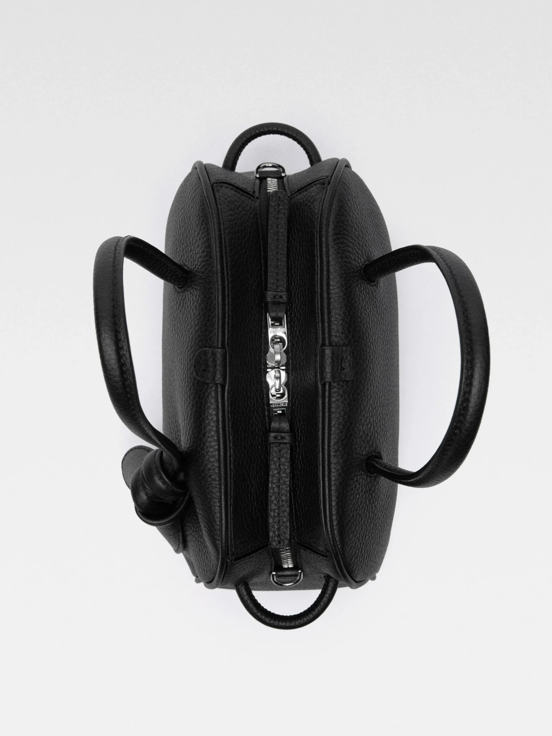 Discount Jacquemus De kleine Turismo Black