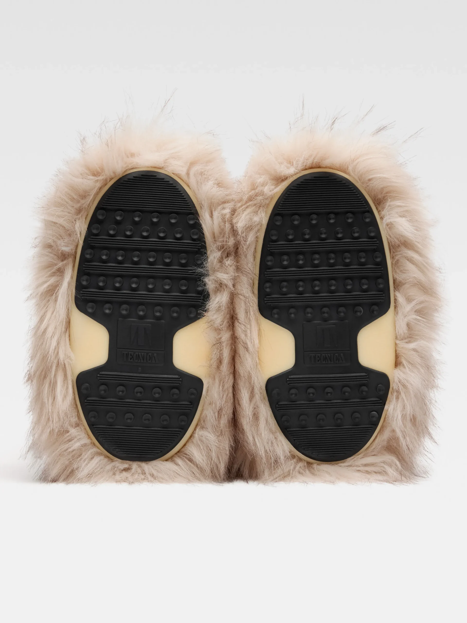 Fashion Jacquemus De Moon Boot Yeti Off-White