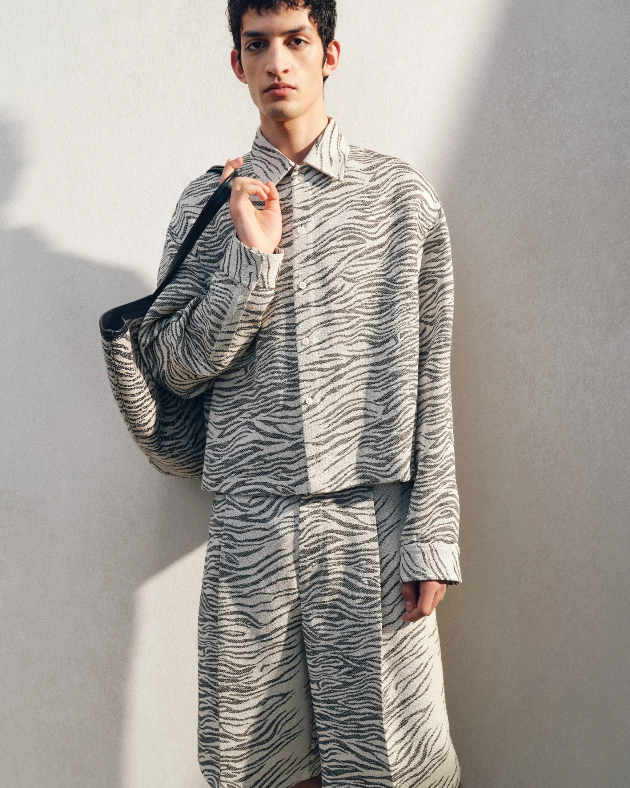 Online Jacquemus De Navega korte broek JacquardMottledZebraBlack