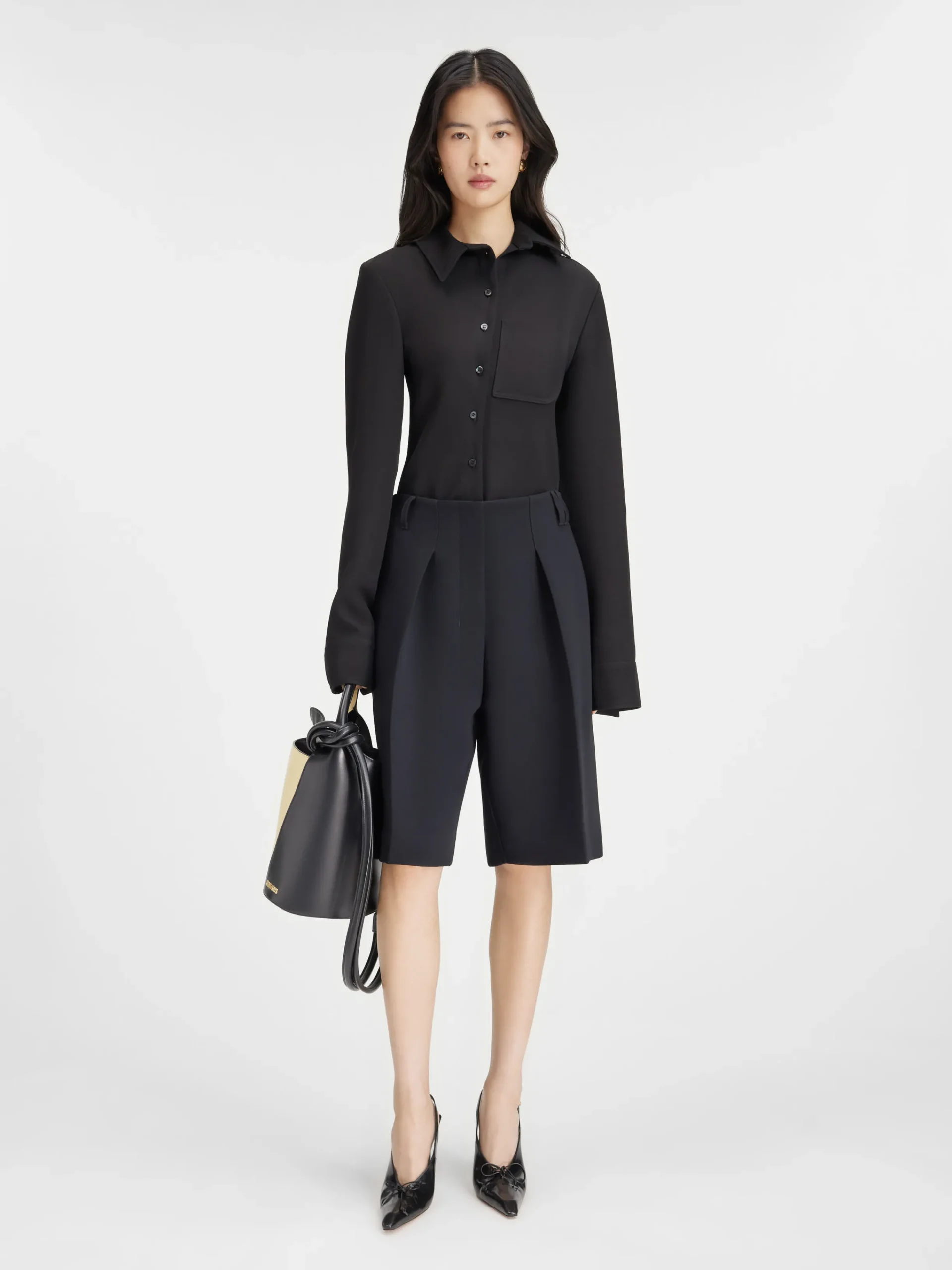 Discount Jacquemus De Ovalo bermuda Black