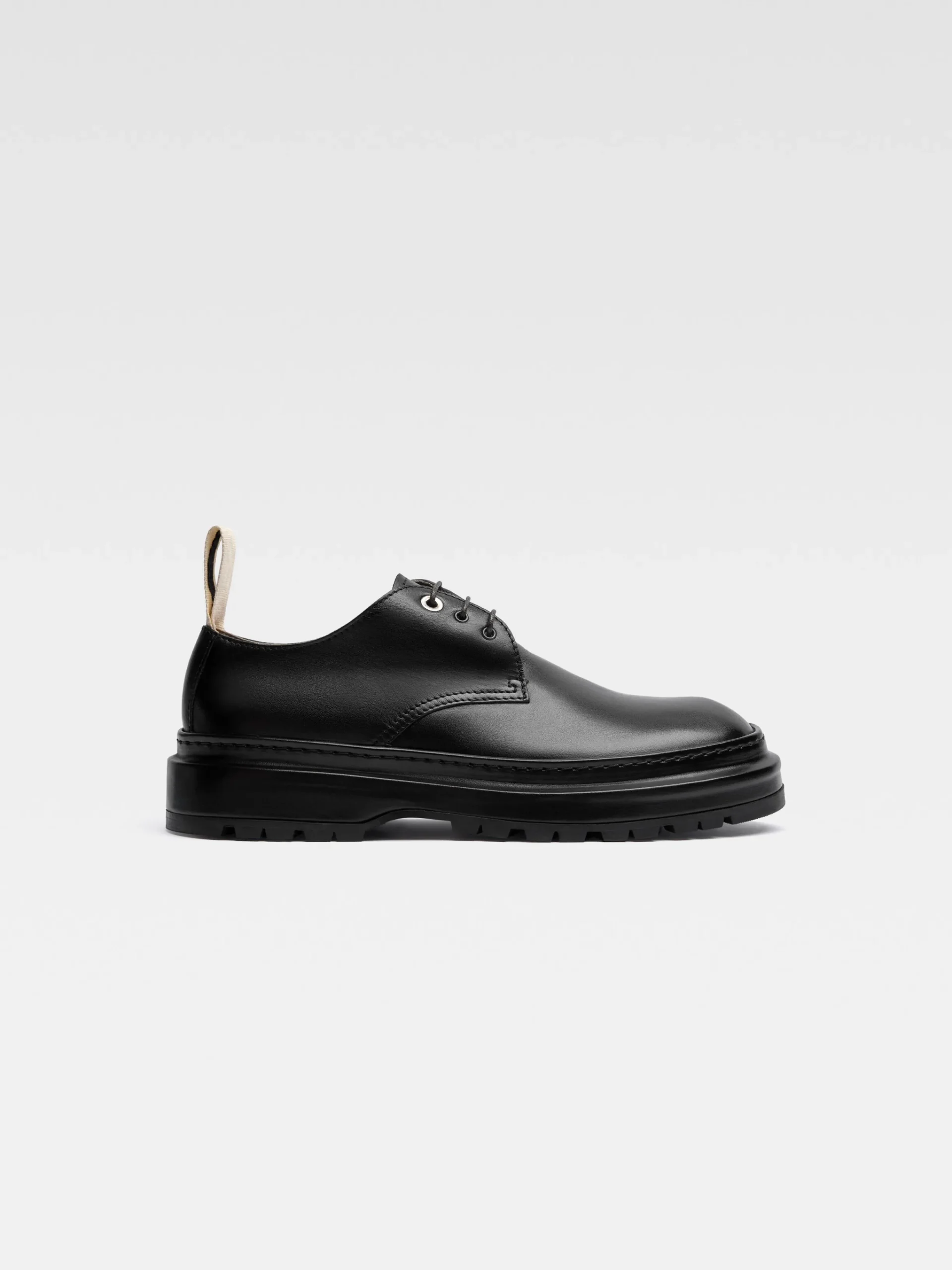 Sale Jacquemus De Pavane derbyschoenen Black