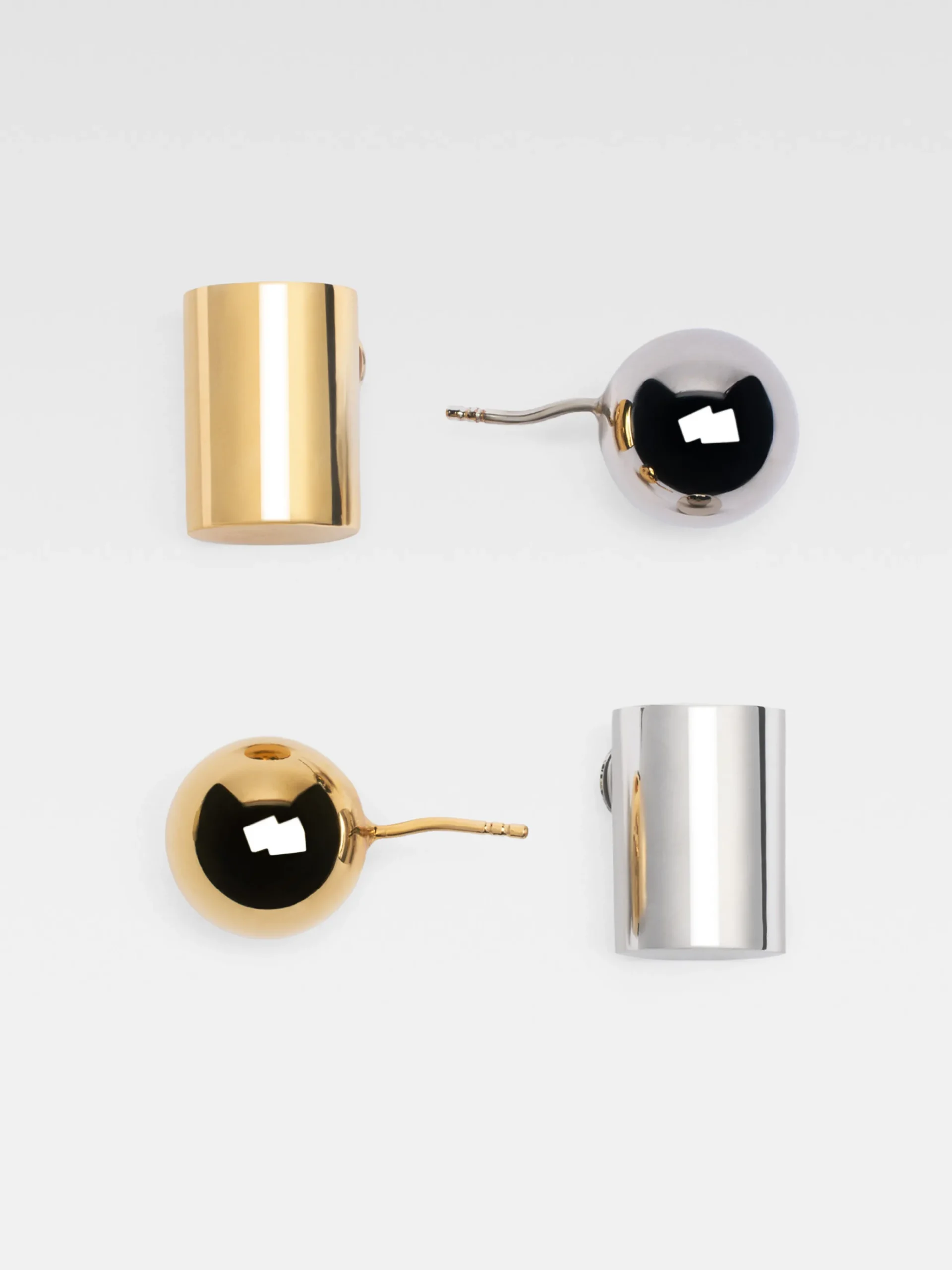 Online Jacquemus De Perlina oorbellen