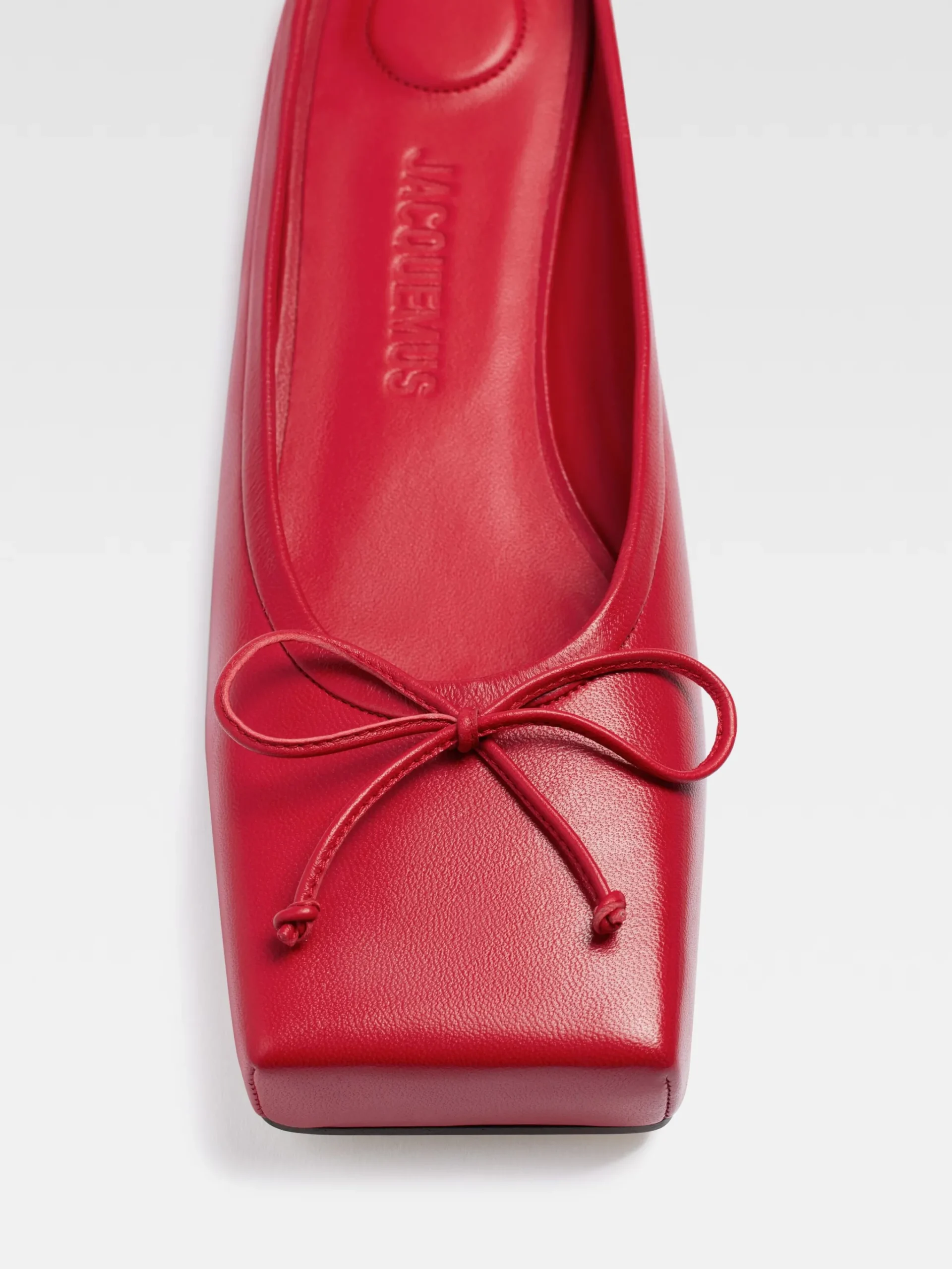 Fashion Jacquemus De platte balletschoentjes Red
