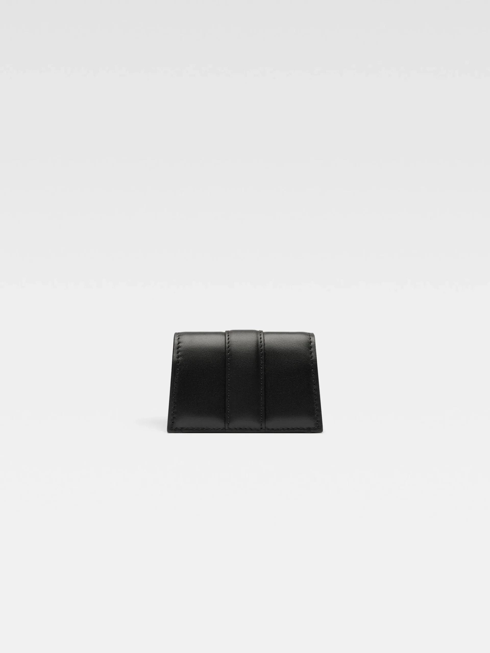Hot Jacquemus Het Bambino hoesje met klep Black