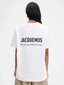 Fashion Jacquemus Het Saint Tropez Place des Lices T-shirt met adres SaintTropezLices