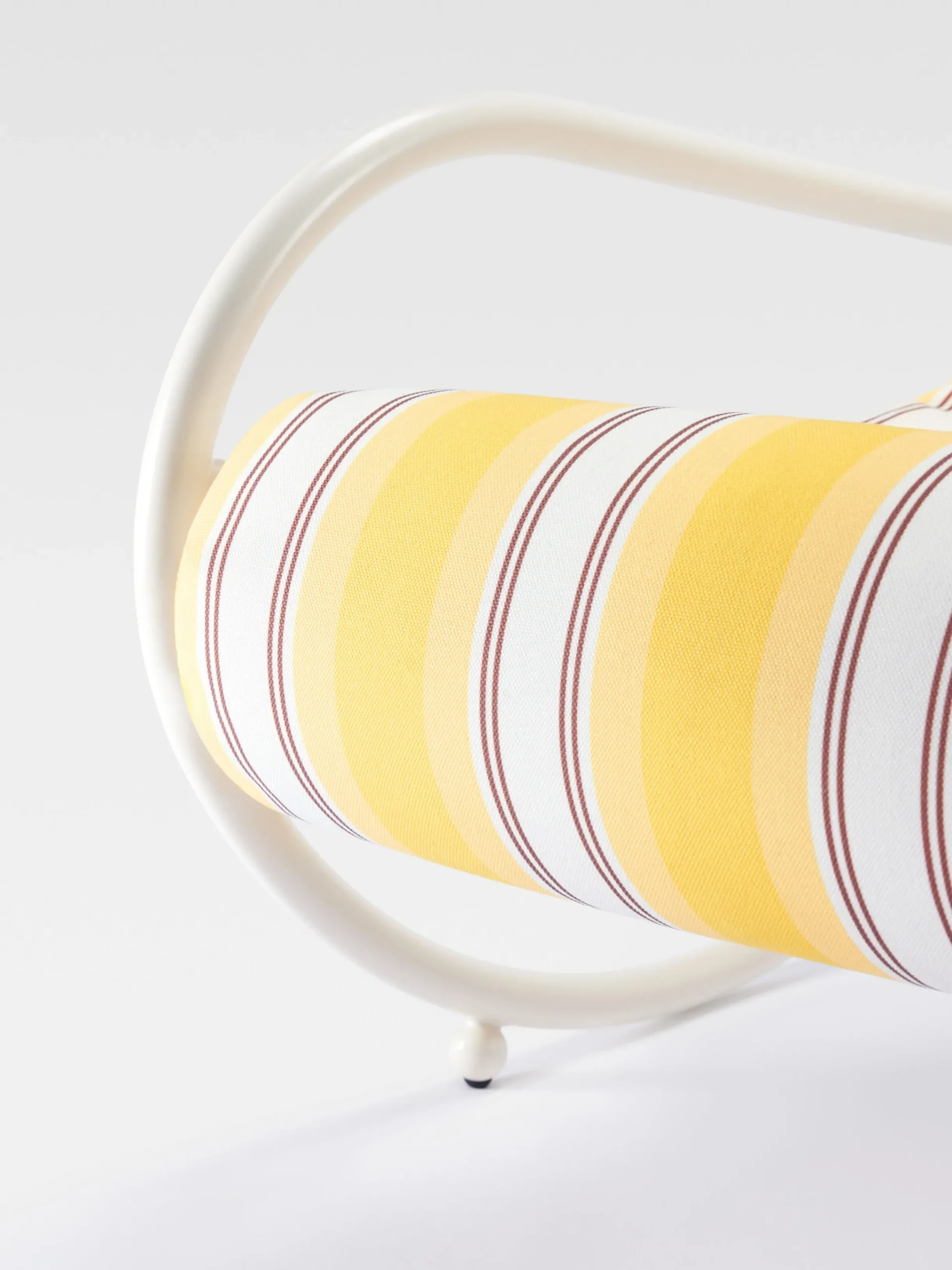 New Jacquemus Locus Solus fauteuil Gae Aulenti +Exteta StripesYellow