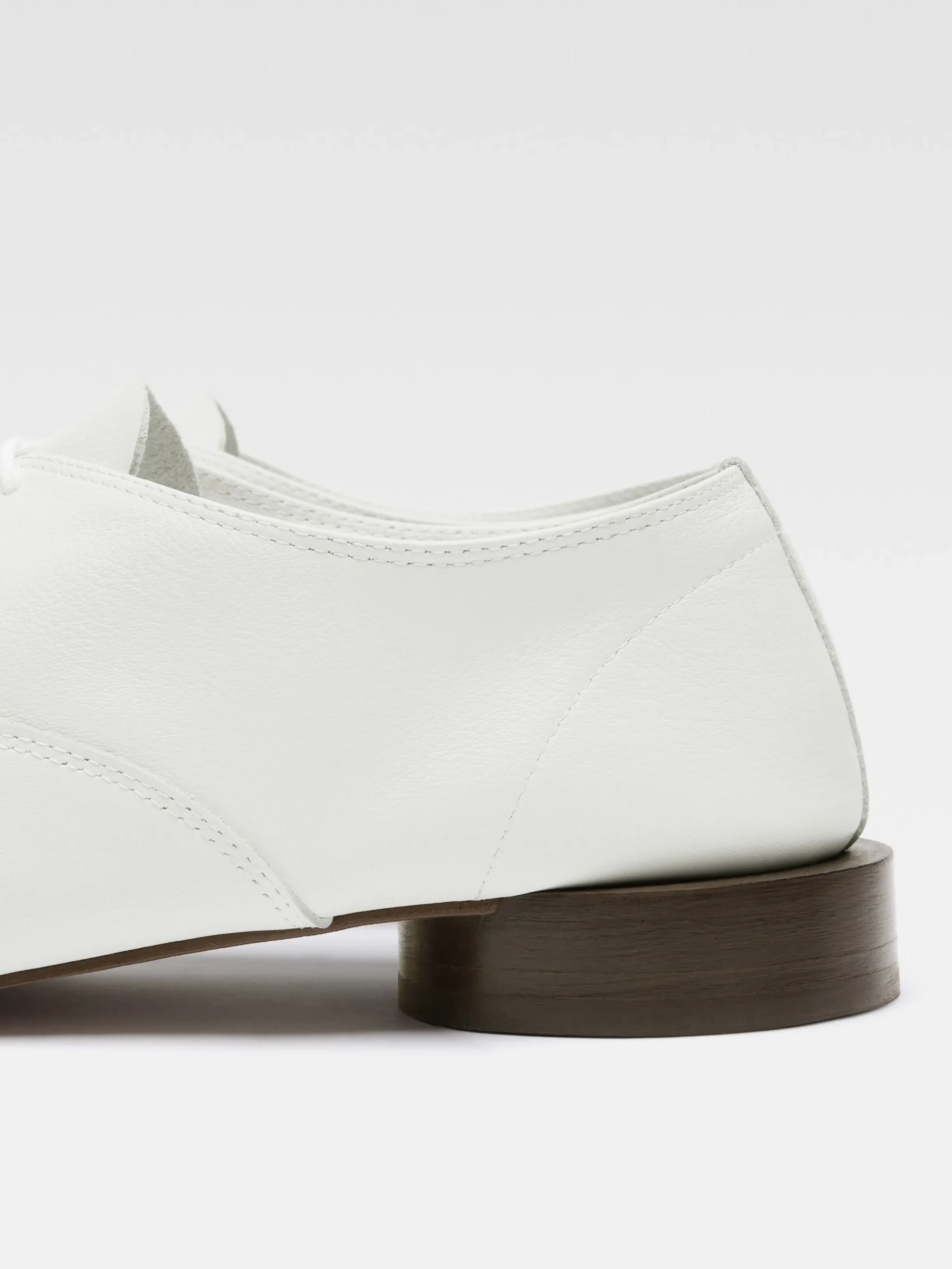 New Jacquemus Zizi Repetto White